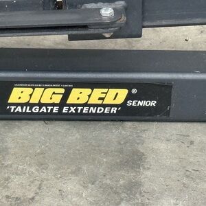 Tailgate Extender - Black